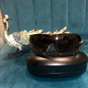 Burberry Shield Unisex Elegant Brown Sunglasses Prestine Condition